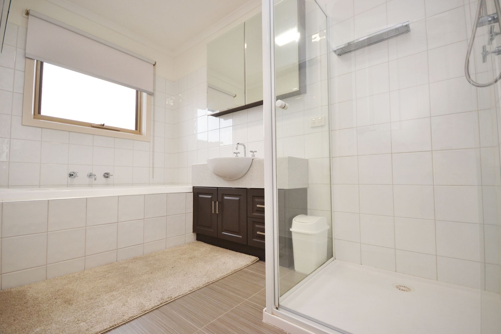 LOOKING FOR A NICE PLACE TO LIVE! This one is worth checking out.