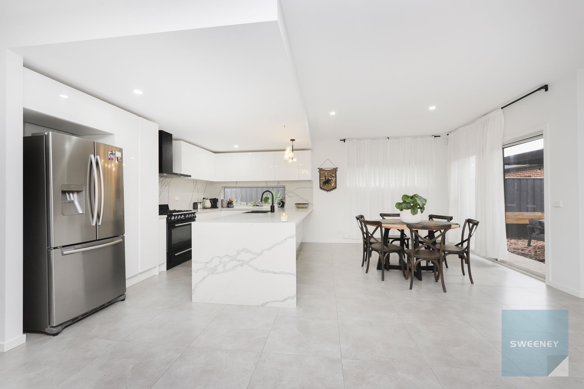 22 Commonwealth Drive, Aintree - Thumbnail 4
