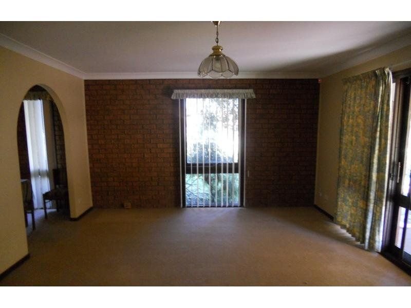 8 Golden Valley Drive, Glossodia - Thumbnail 6