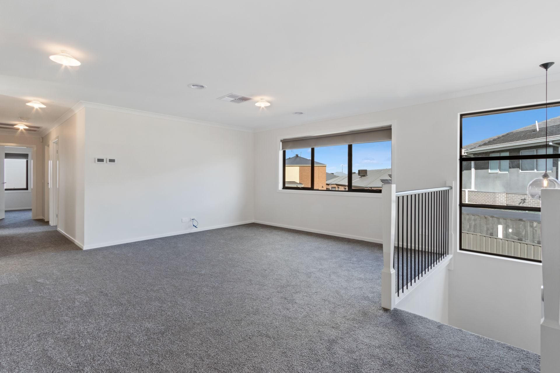 STYLISHNESS, SIZE & LOCATION, WHAT A WINNER!  ** ON HOLD **