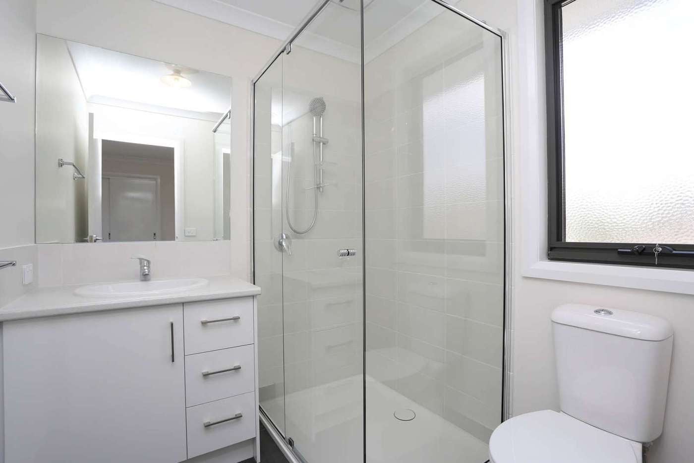 ***Modern & Sophisticated**