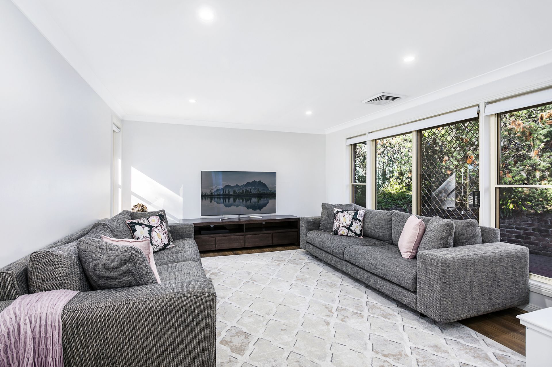 2 Ardisia Place Loftus NSW, Loftus - Thumbnail 3