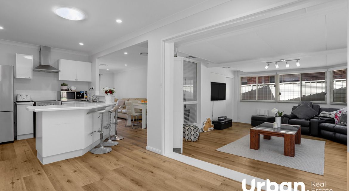 Glenmore Park 9 Friarbird Crescent