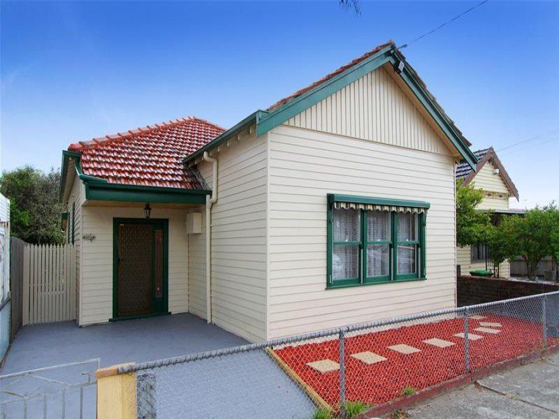 4 Collins Street, Thornbury