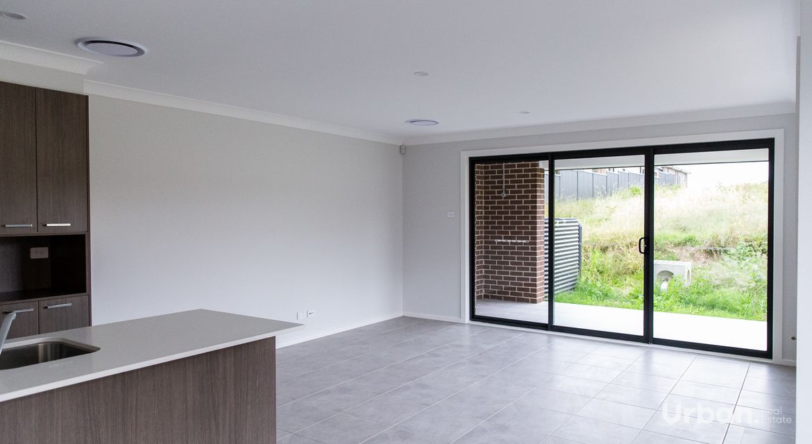 Riverstone 11b Lacilo Street