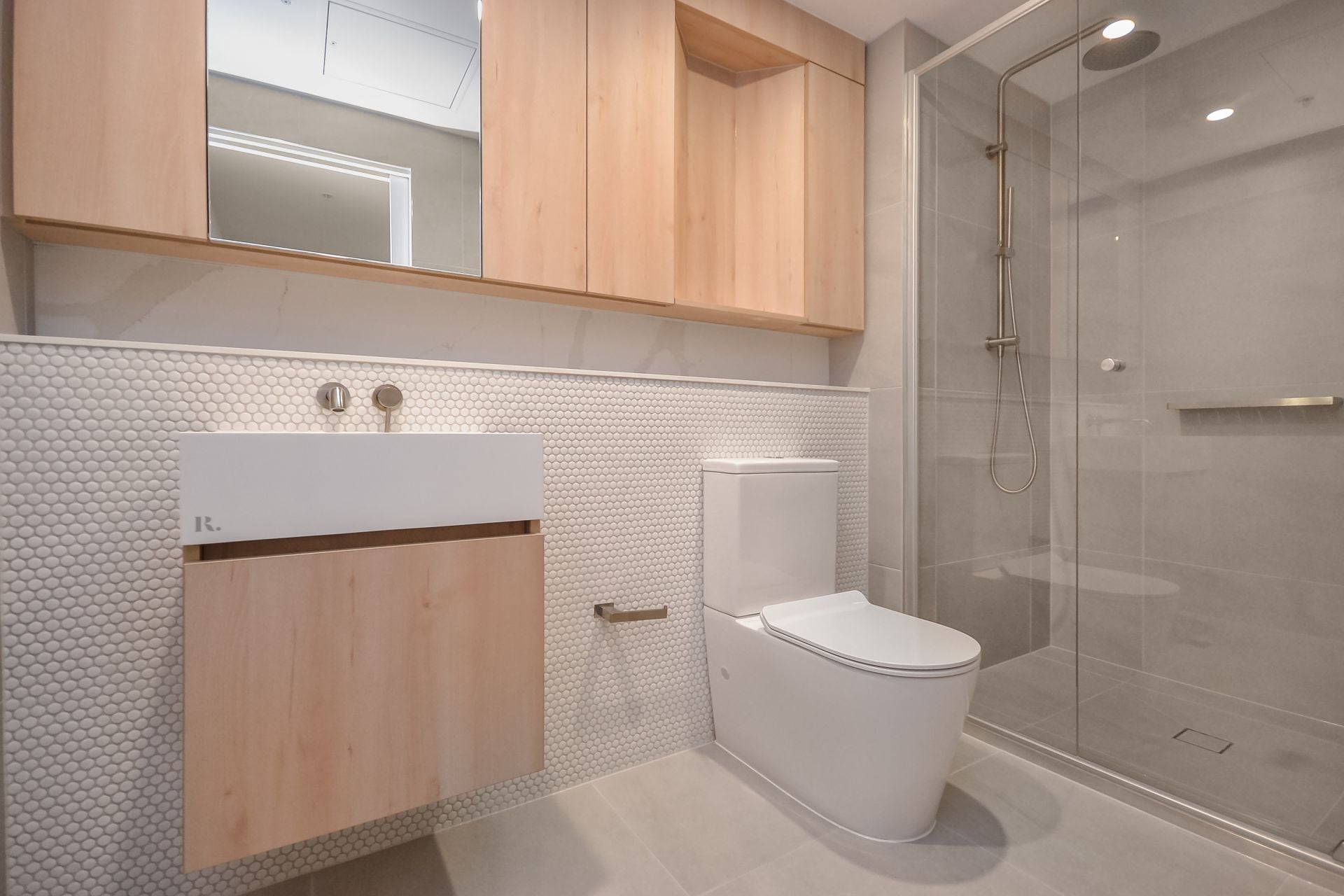 PREMIUM APARTMENT LIVING