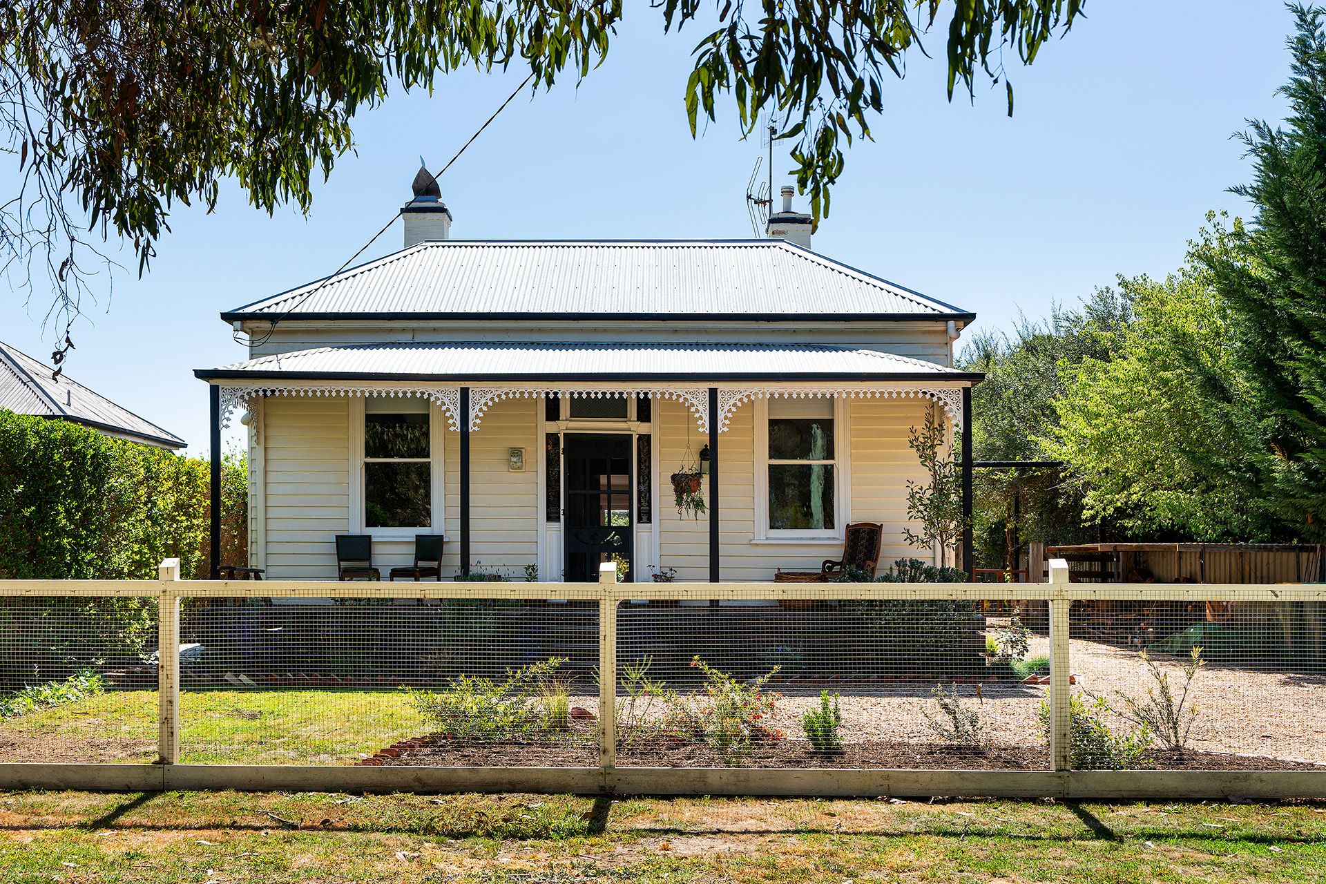 54 Elizabeth Street, Castlemaine - Thumbnail 2
