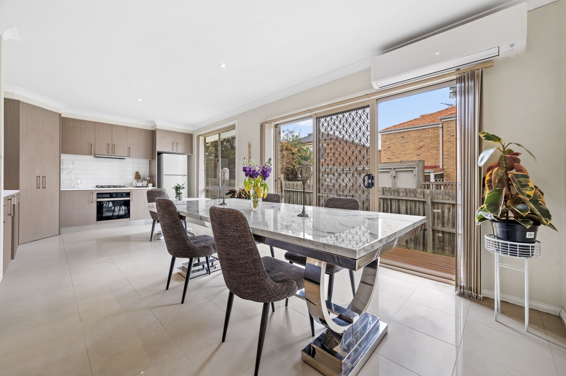 Impressive Spaces For Enticing Living
