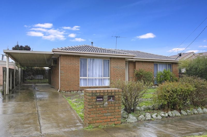316 Findon Road, Epping