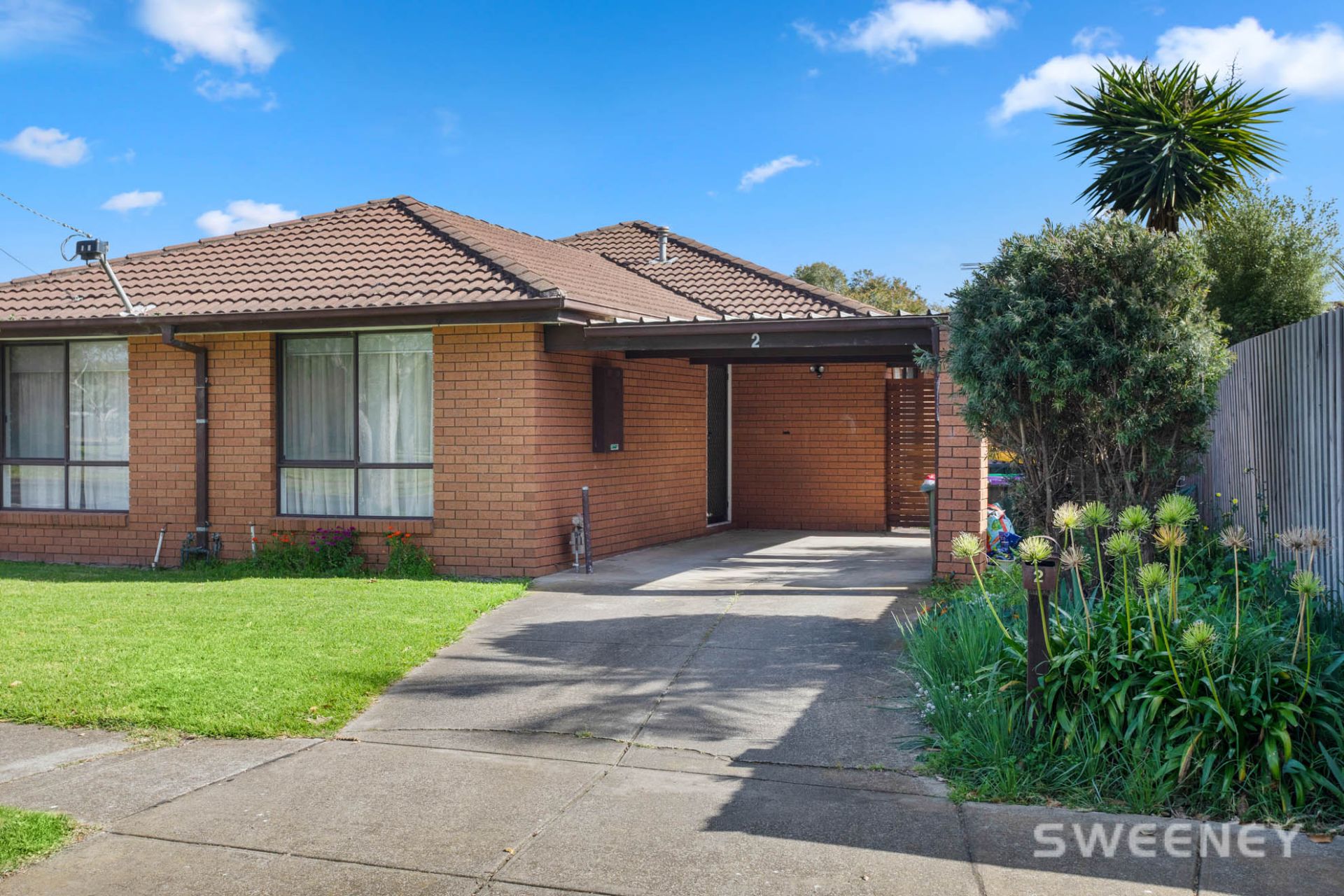 2/31 Kurrajong Drive, Altona Meadows - Thumbnail 2