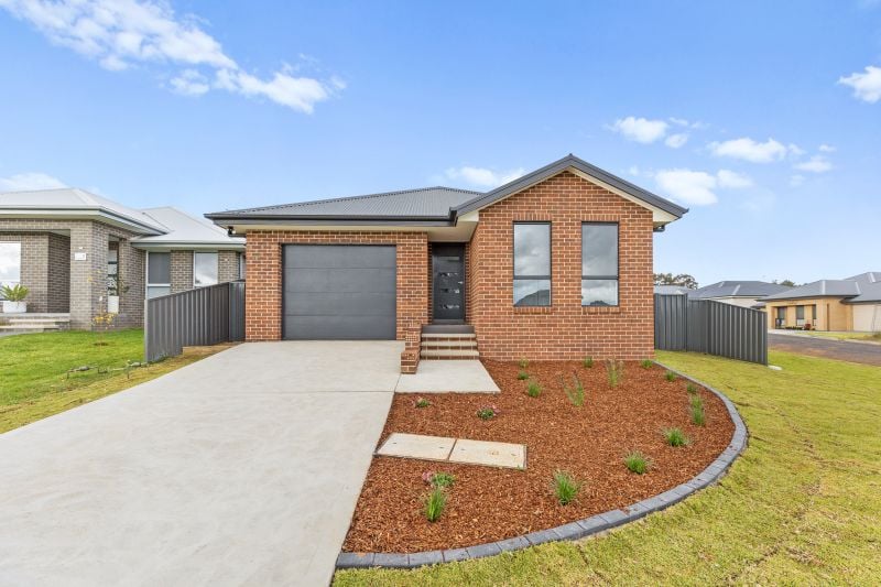 JUNEE 6 Waterworks Road