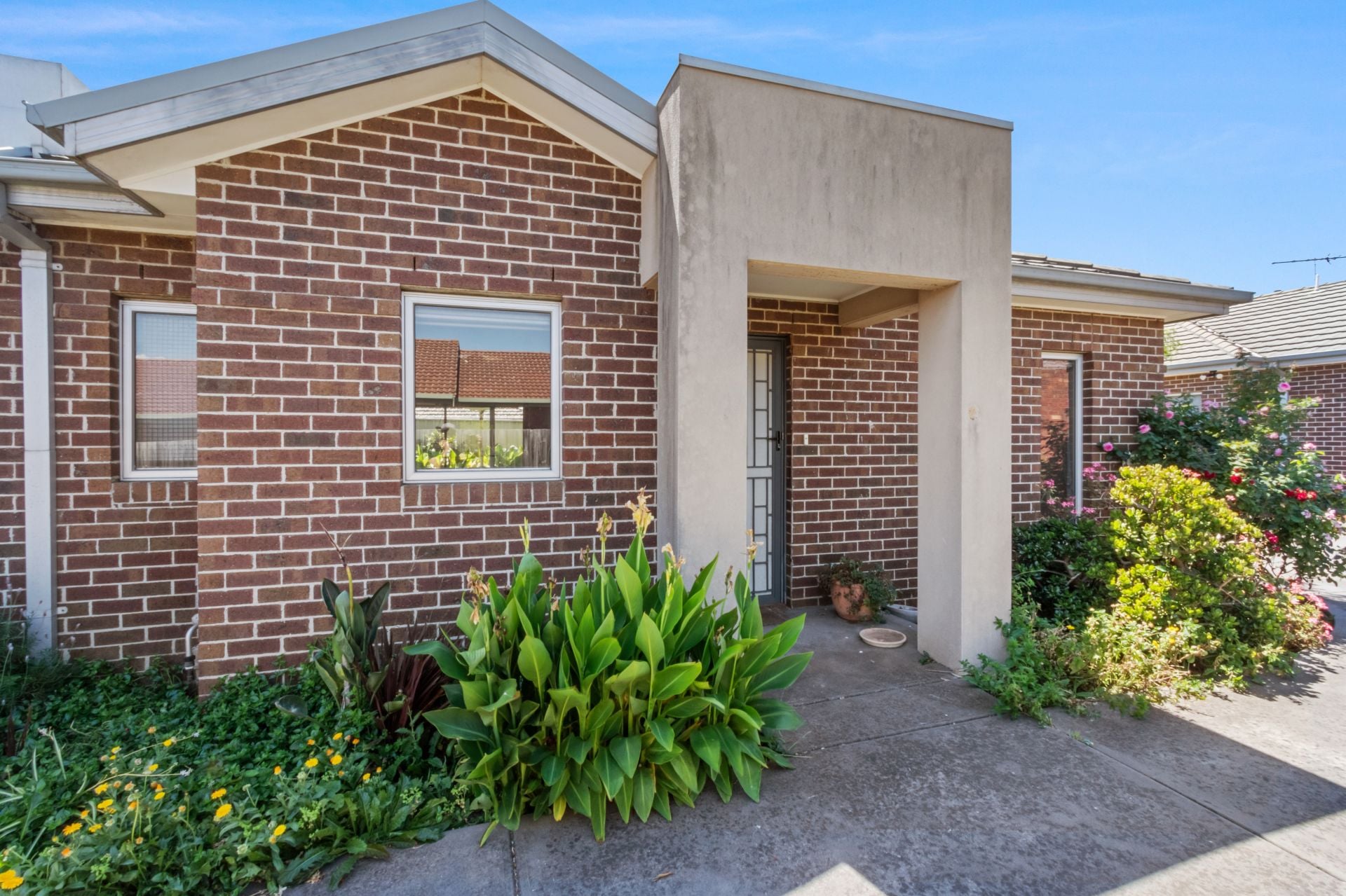 Beautiful 2 Bedroom Unit for Rent in Reservoir!