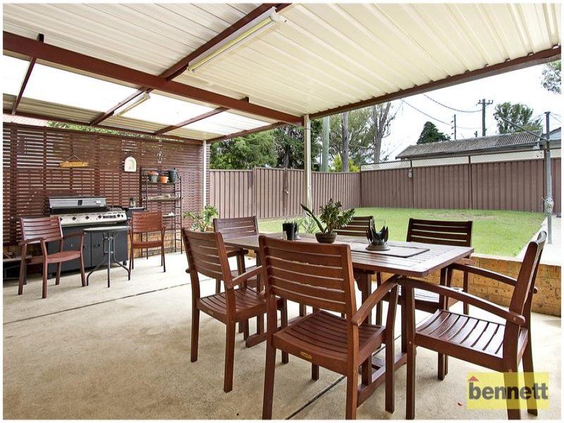 35 Bradley Road, South Windsor - Thumbnail 5