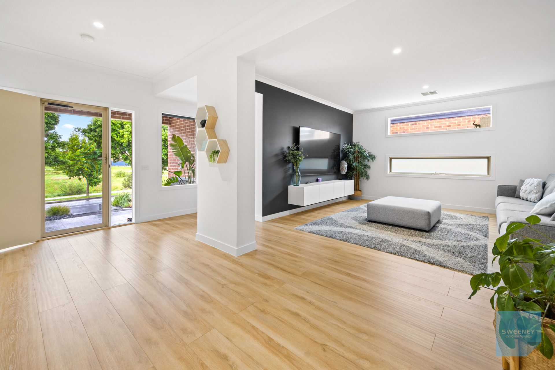 20 Goodenia Way, Caroline Springs - Thumbnail 5