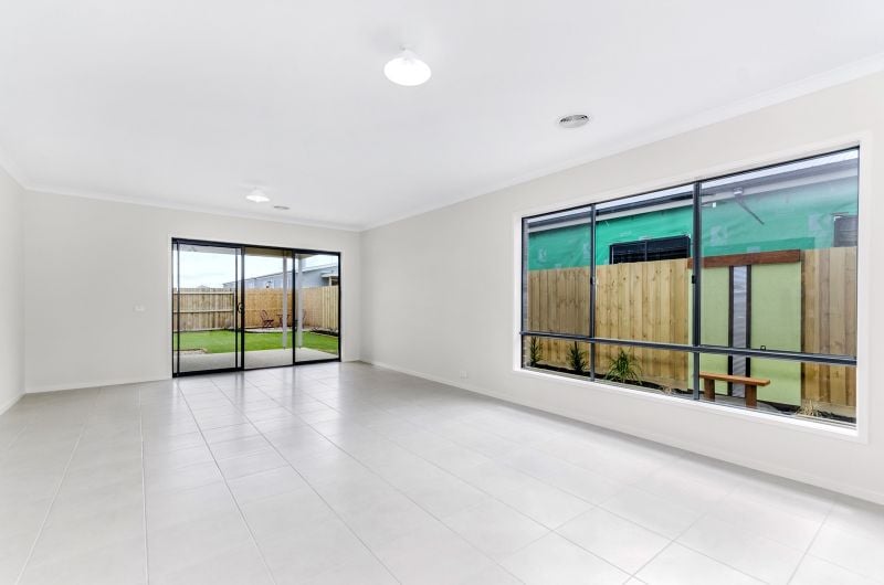 11 Tyro Street Ocean Grove VIC, Ocean Grove - Thumbnail 8