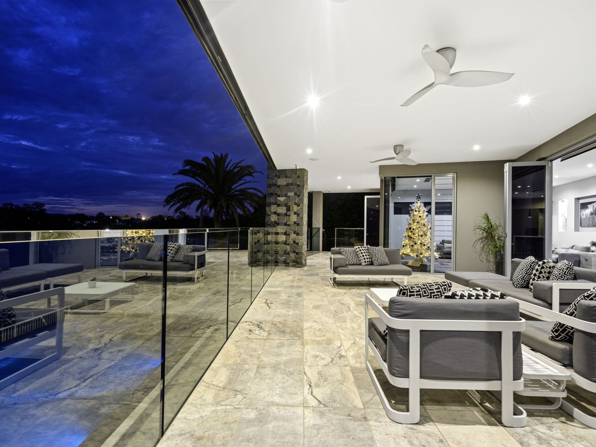 $ 4,500,000, Helensvale - Thumbnail 2
