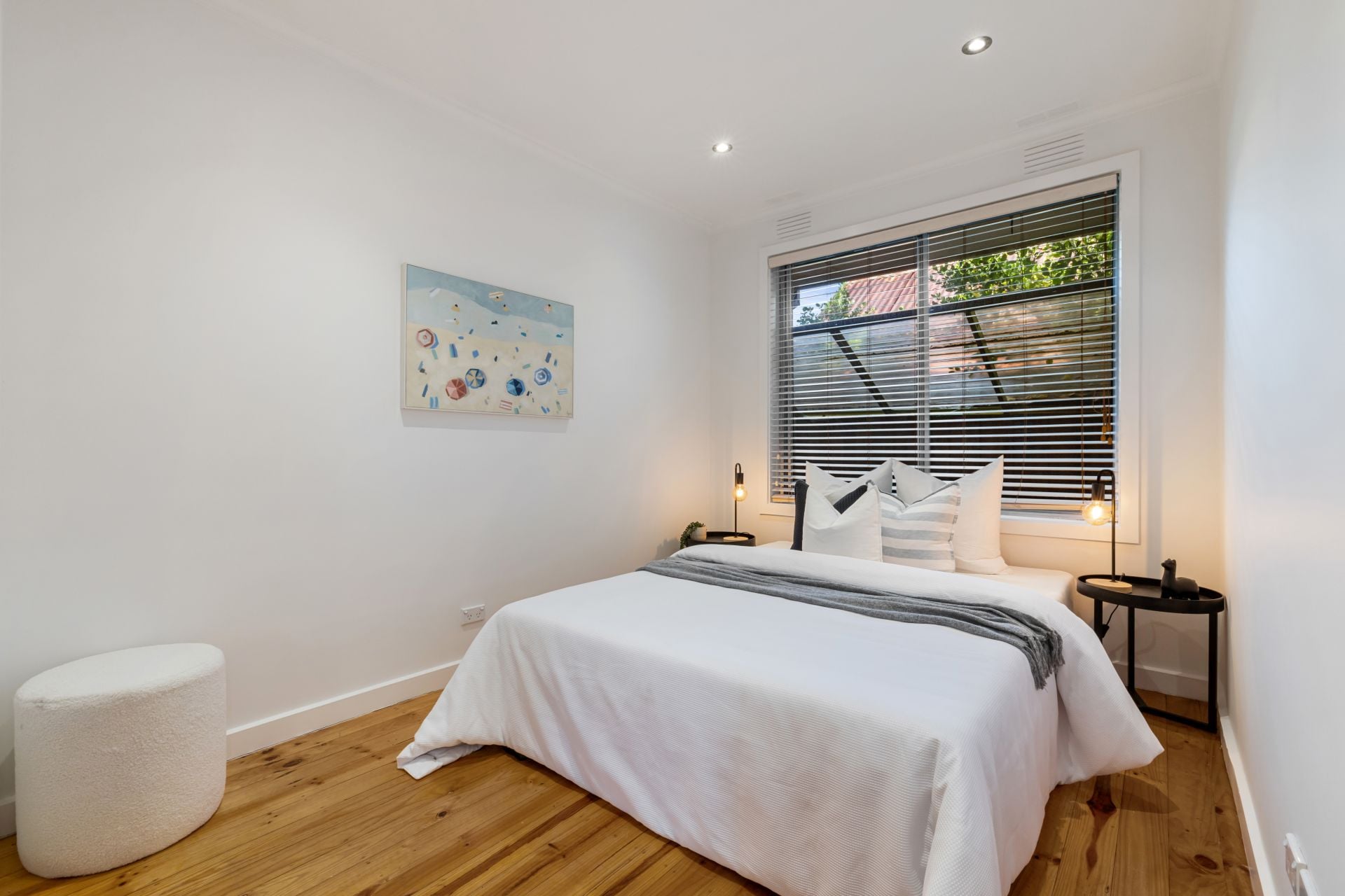 A Stylish Abode In A Central Location