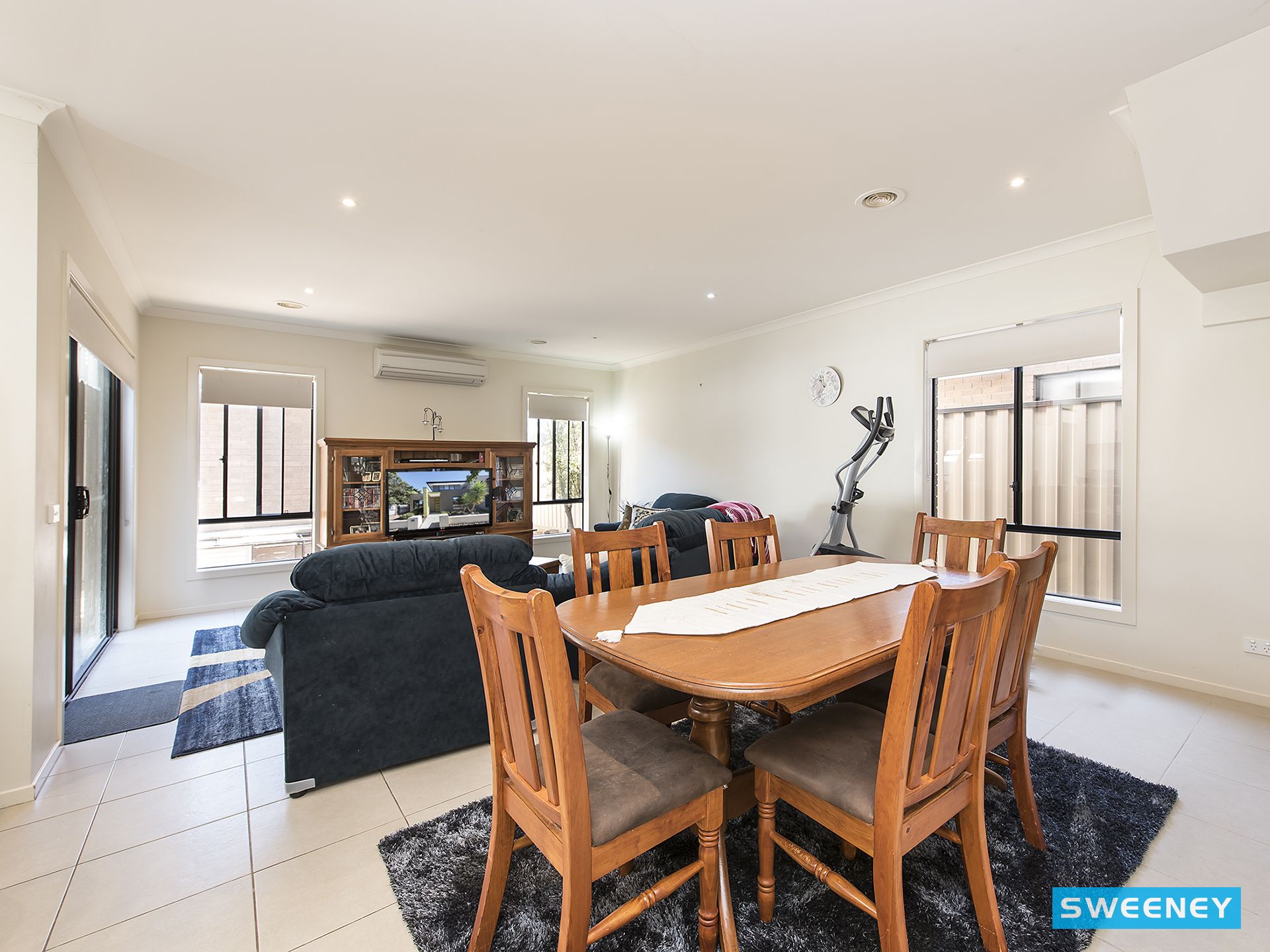 42C The Avenue, Caroline Springs - Thumbnail 7