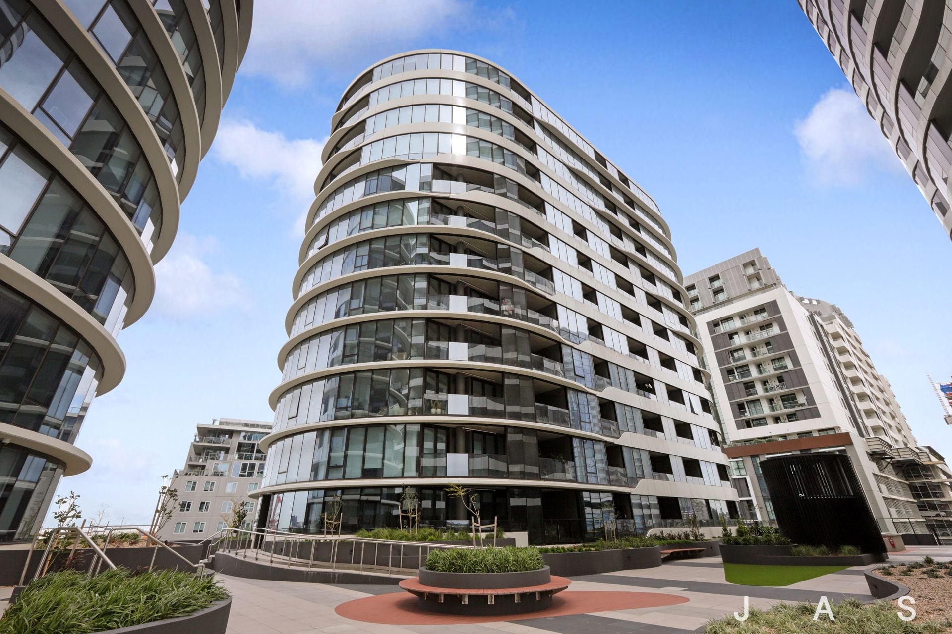 605/2 Hallenstein Street Footscray VIC, Footscray - Thumbnail 2