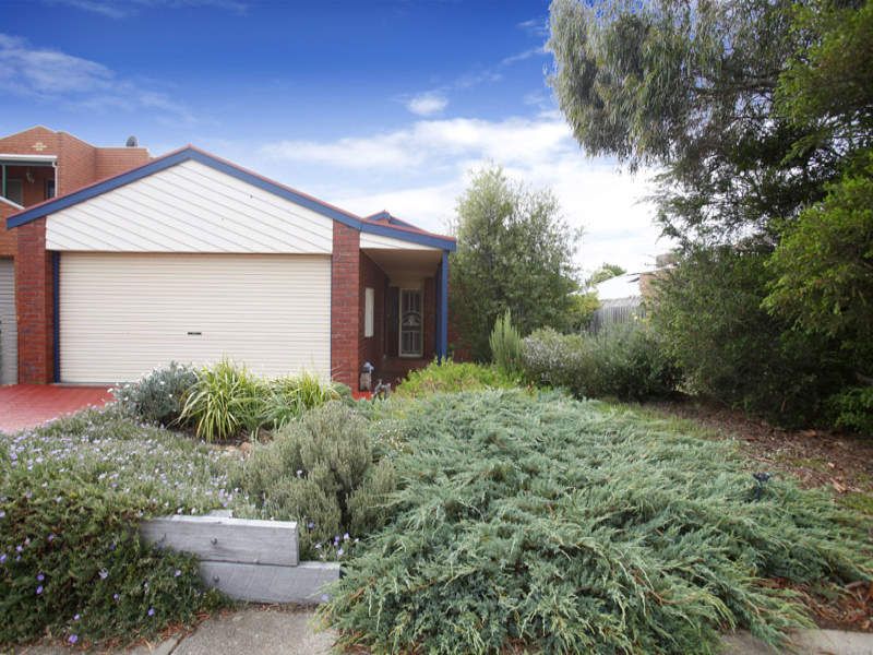 65 Seabrook Boulevard, Seabrook - Thumbnail 2