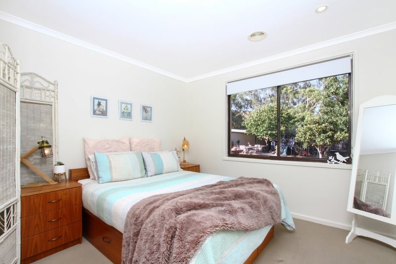 11 Khull Crescent, Kambah - Thumbnail 6