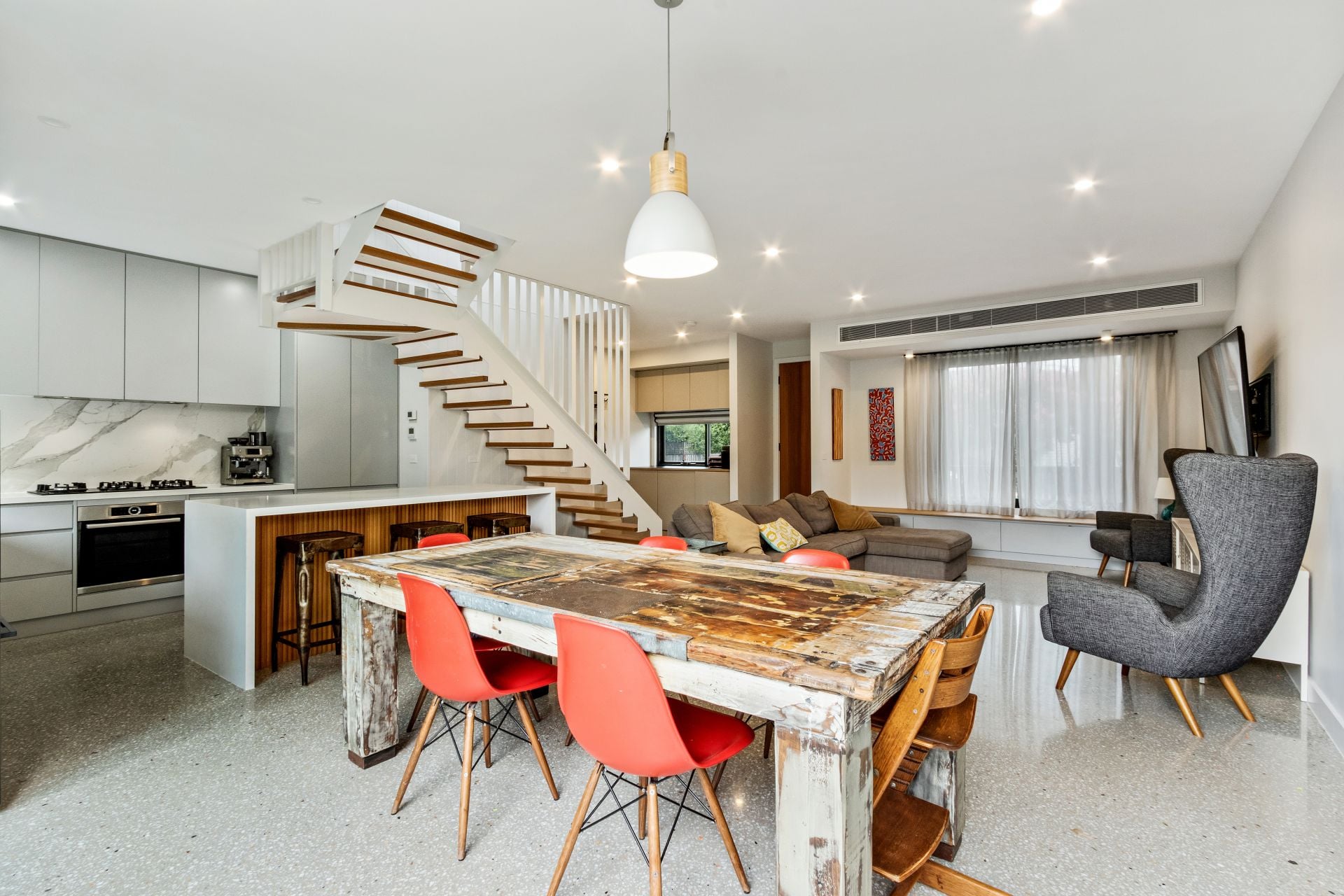 Stunning Home in Premium Locale