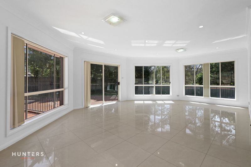 27-31 Woodstream Crescent, Kellyville