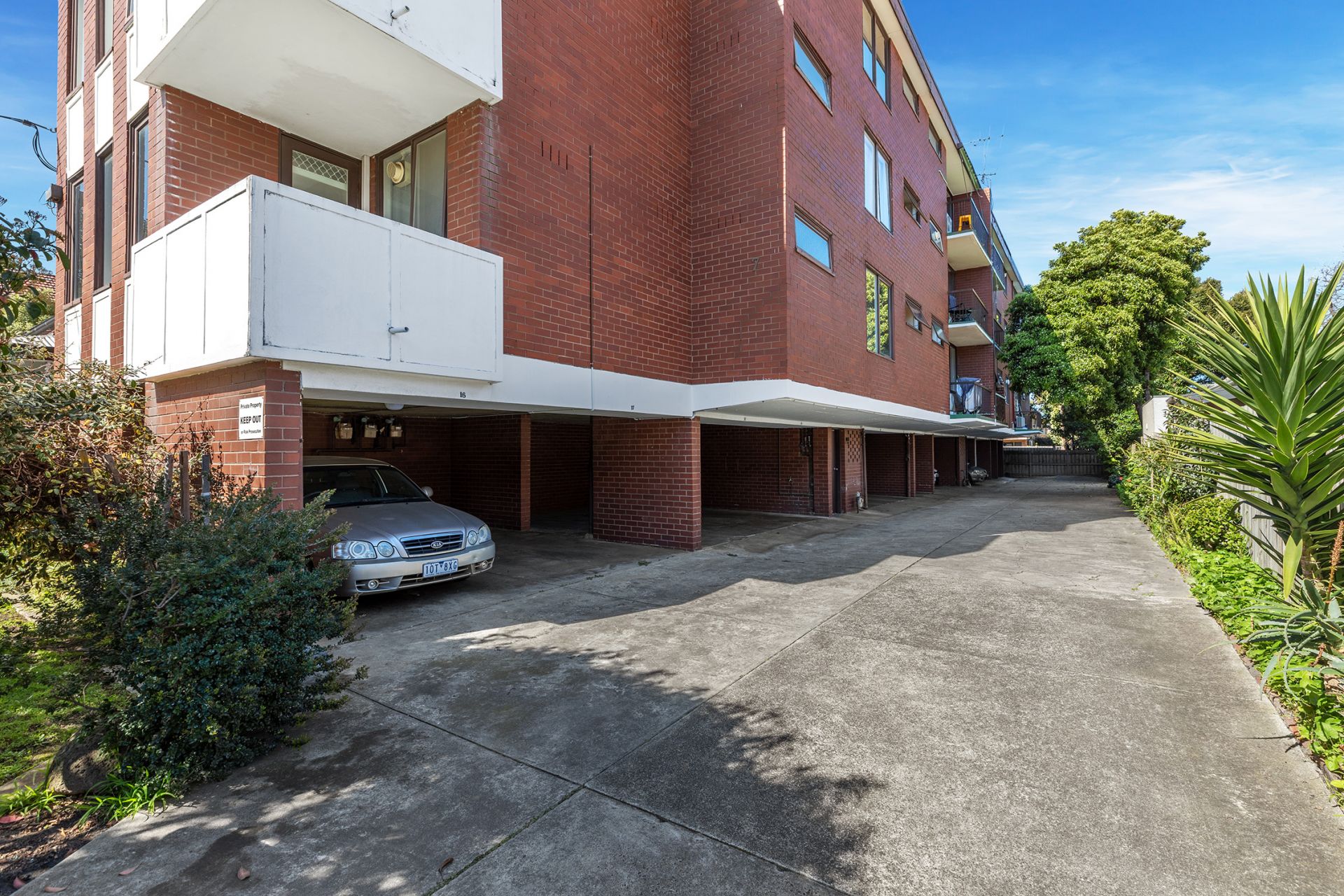 8/7 Cardigan Street, St Kilda East - Thumbnail 2