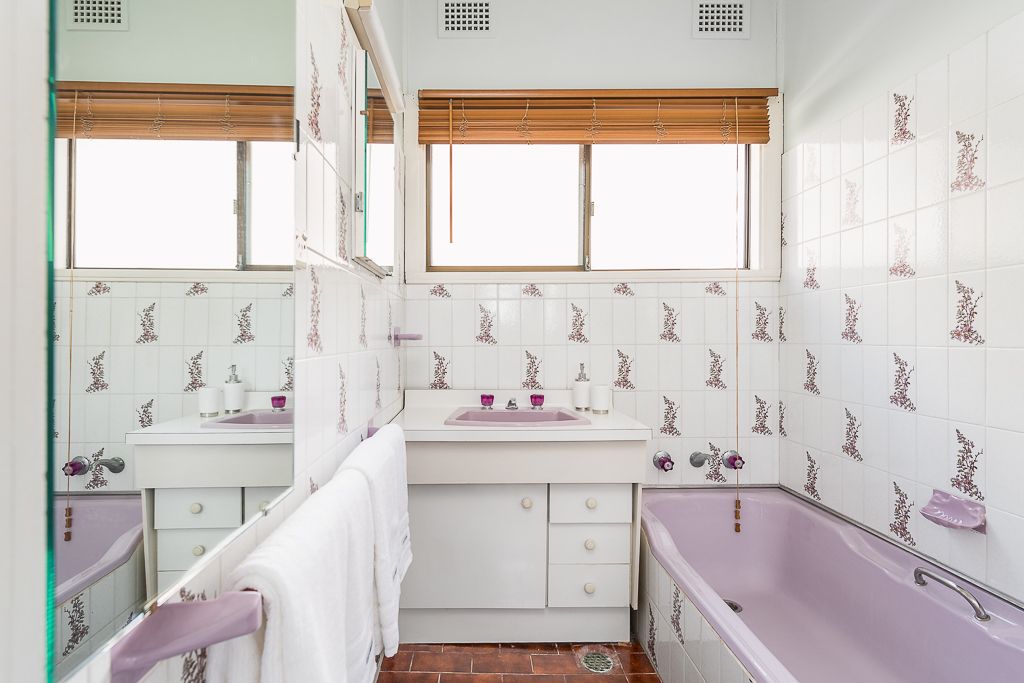 Sold - Freestanding Home Makes a Smart Buying Opportunity