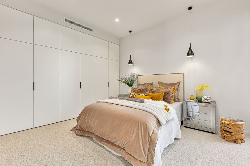 1/18 Marara Road, Caulfield South