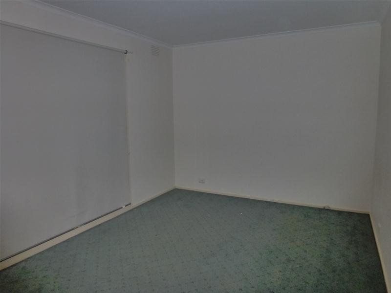 2 Bedroom Unit in Ideal Location!