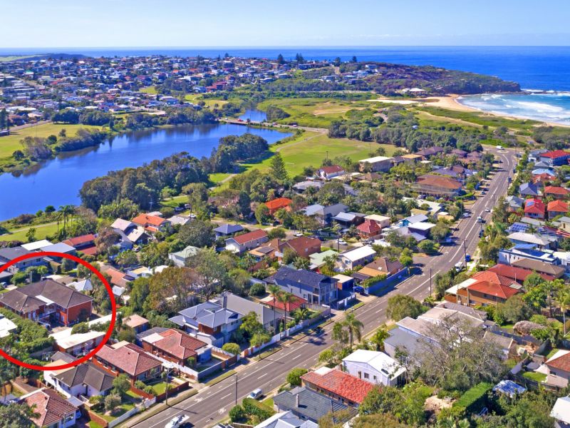 Desirable Beachside Address