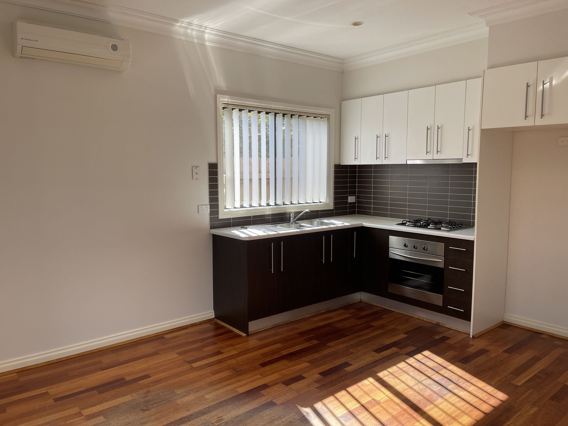 Walk to Latrobe, Live in Luxury!