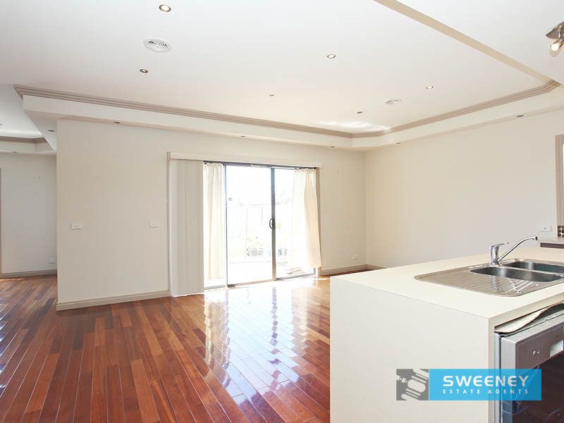 12 Palmer Avenue, Point Cook - Thumbnail 4