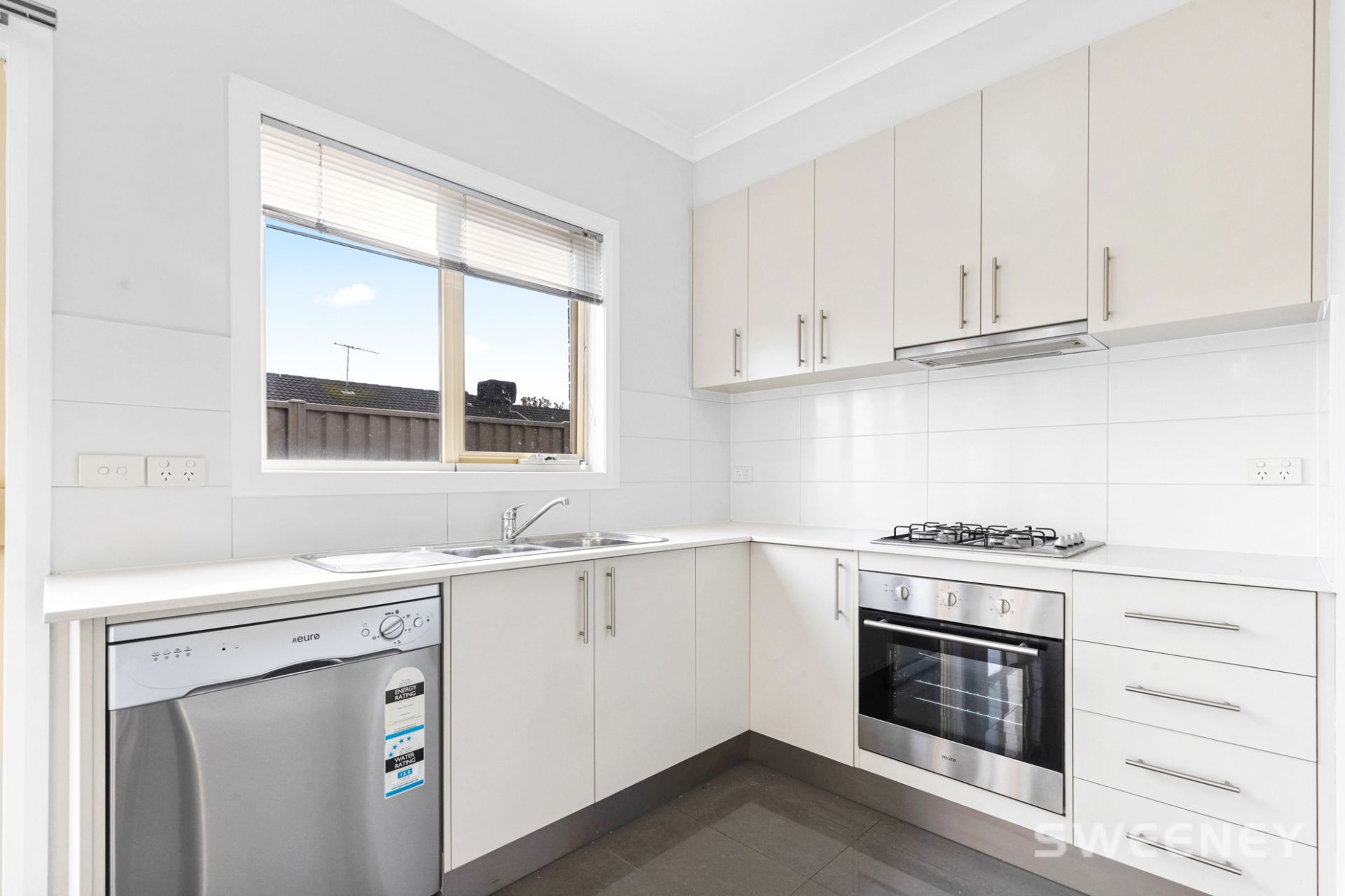 2/65 Trafalgar Avenue, Altona Meadows - Thumbnail 5