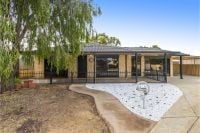 13 Lydia Place, Greenfields, Greenfields - Thumbnail 2