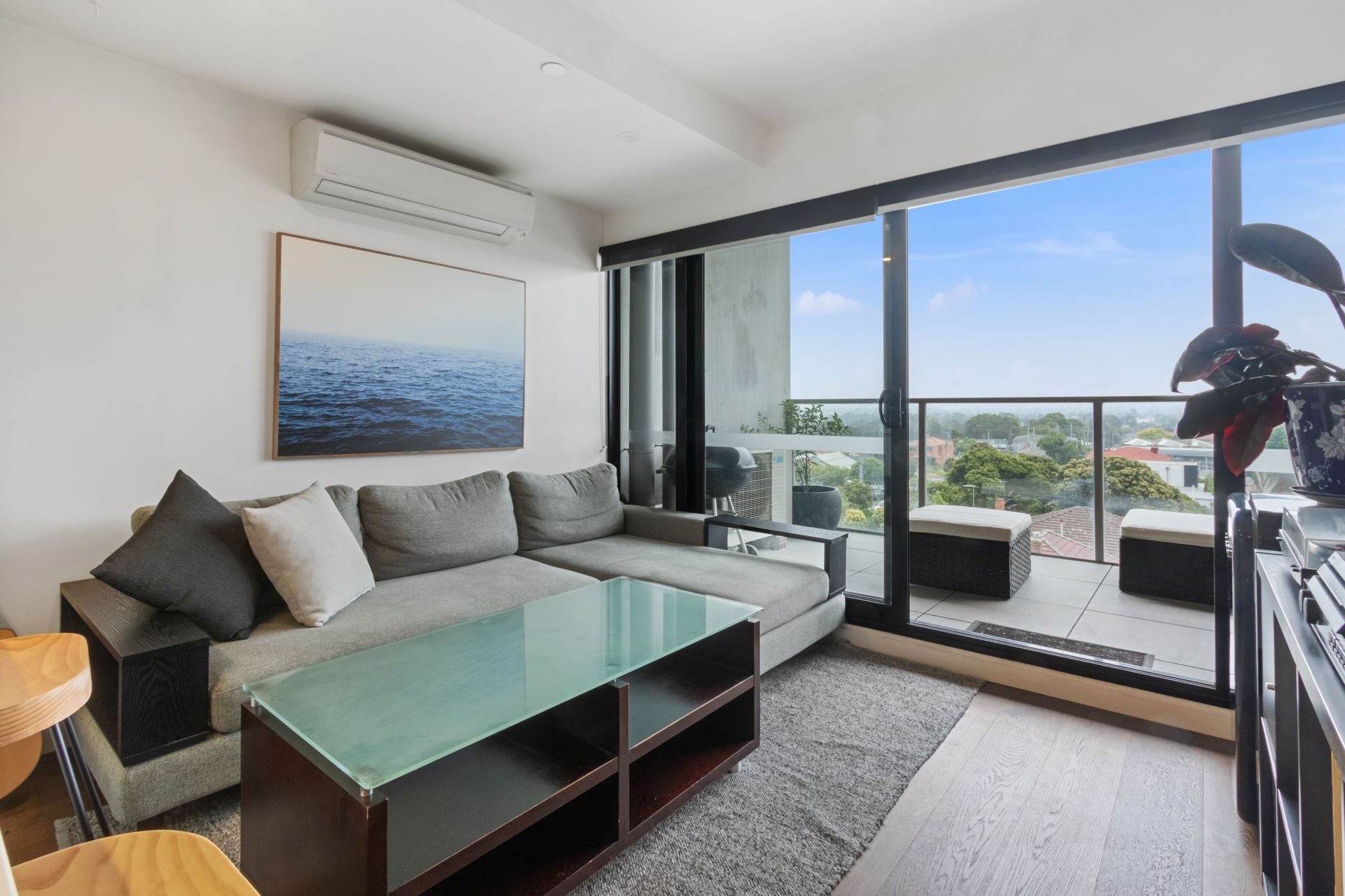 Boutique Preston living