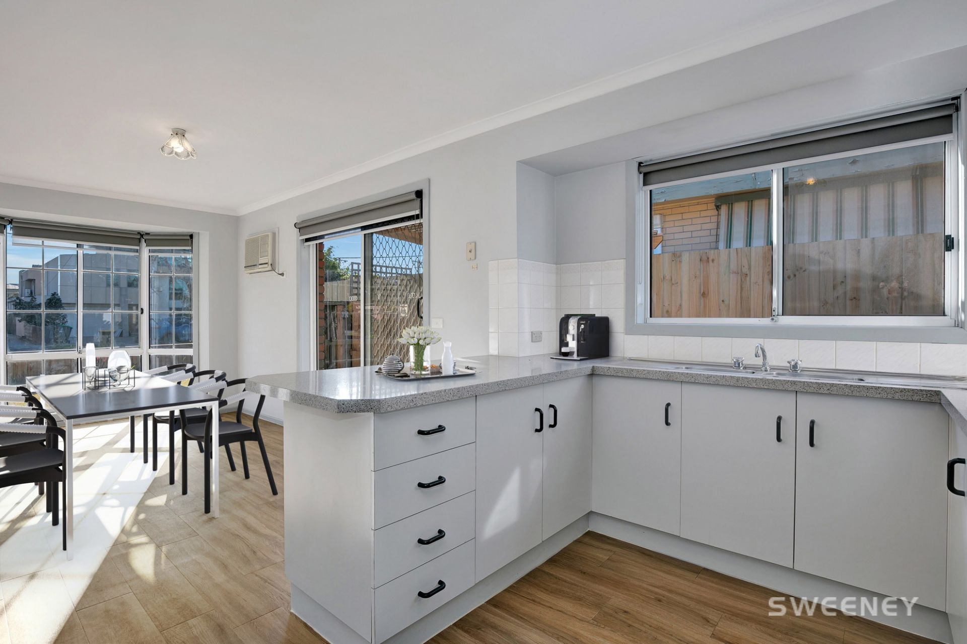1/136 Queen Street, Altona - Thumbnail 4