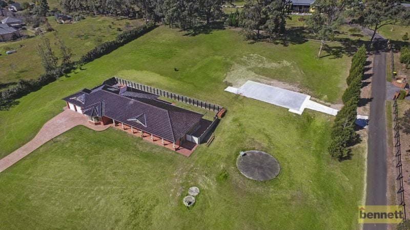 12 Belmont Grove, Grose Vale - Thumbnail 4