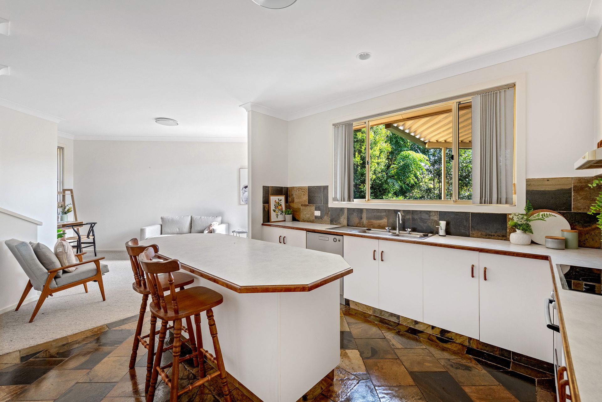 5 Clover Court Port Macquarie NSW, Port Macquarie - Thumbnail 6
