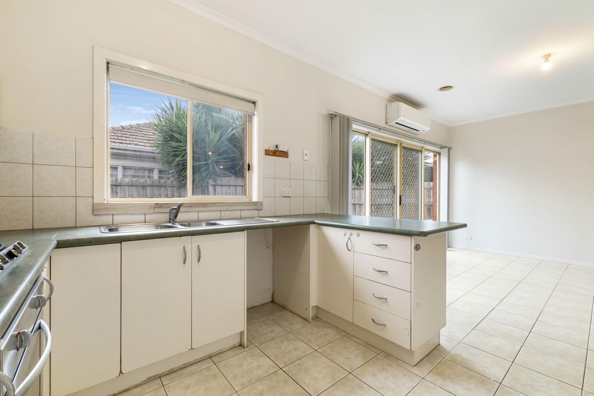 For Lease – Conveniently Located Family Home