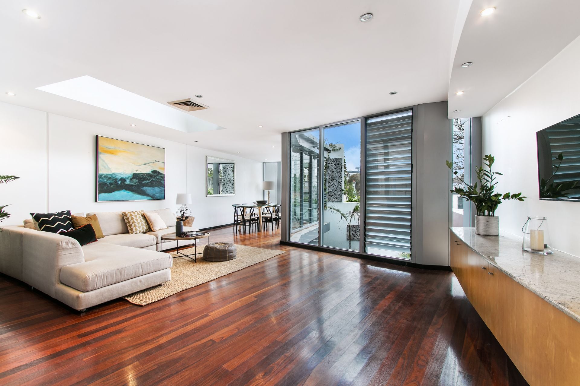 19 Wells Street, Annandale, Annandale - Thumbnail 2