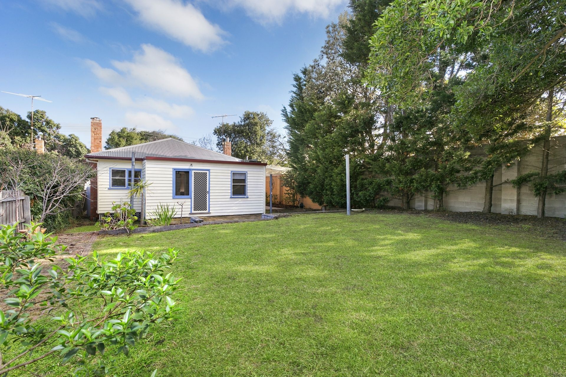 6 Golightly Street Barwon Heads VIC, Barwon Heads - Thumbnail 3