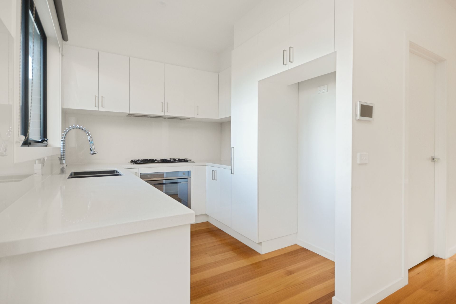 STYLISH MODERN LIVING