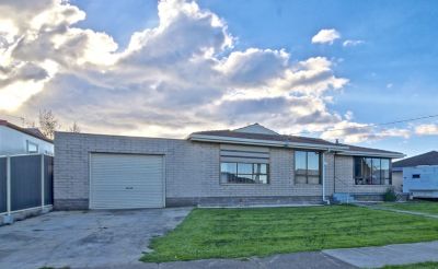 5
 
 
 
  
 
 
 2
 
 
 
  
 
 
 1
 
 
 
 
 
 
 
 22 Greenway Avenue, Devonport TAS 7310, Devonport - Thumbnail 2