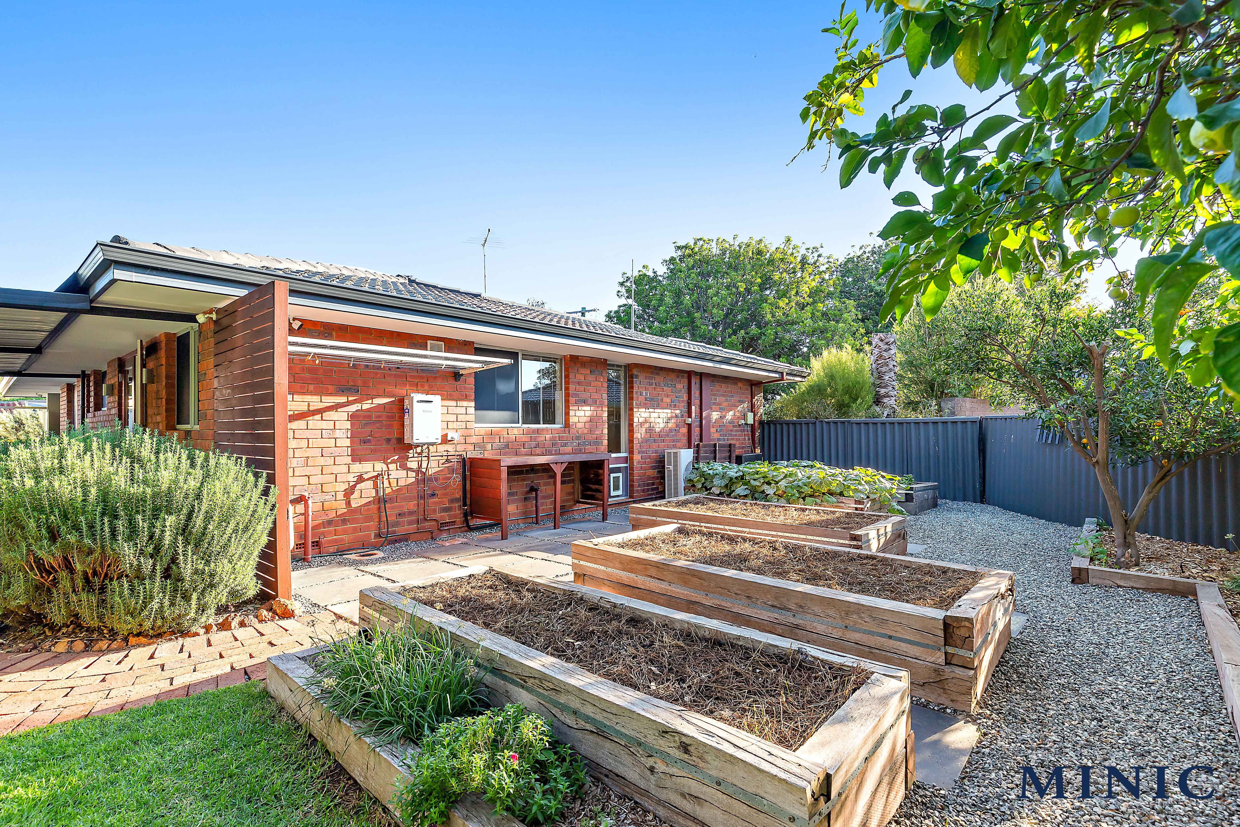 24 Burran Court, Armadale