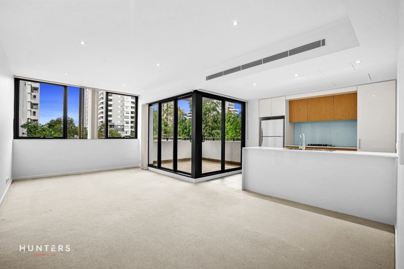 201/8 Saunders Close, Macquarie Park
