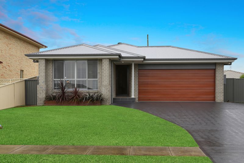 Real Estate For Sale 30 Menindee Avenue Blue Haven , NSW