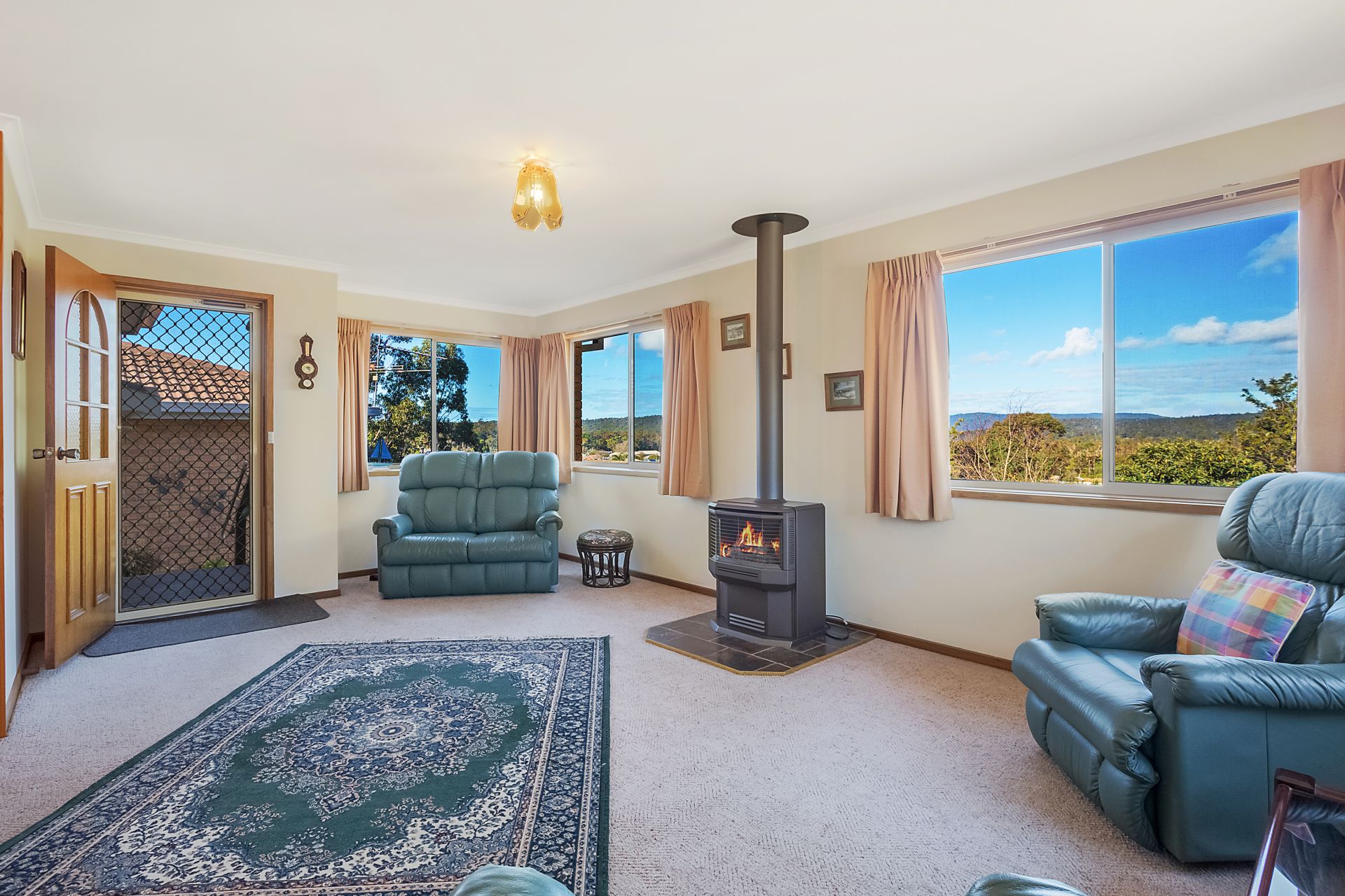 3/8 IVES STREET, Pambula