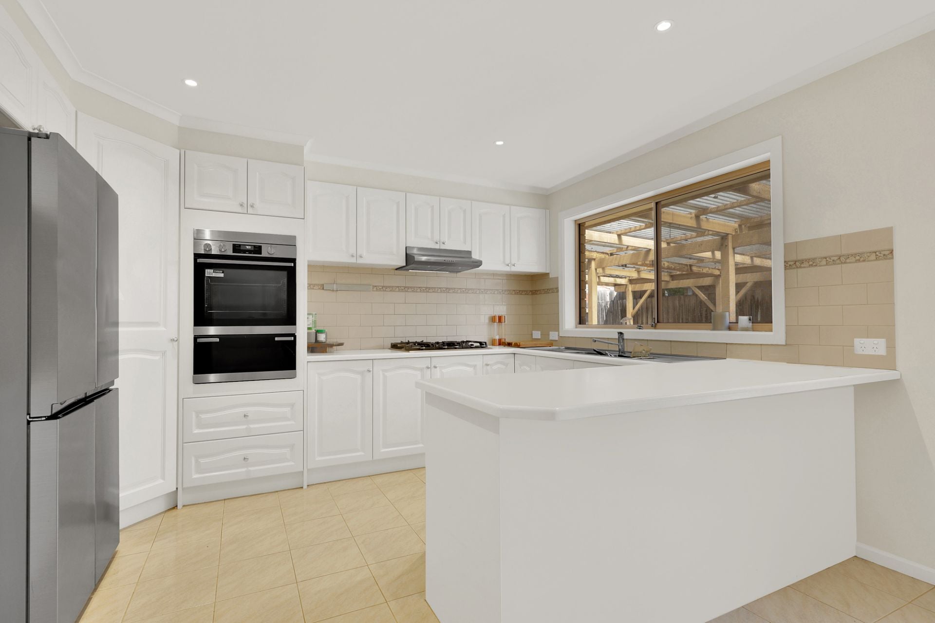 SPACIOUS FAMILY HOME WITH AMPLE PARKING AND MODERN UPDATES